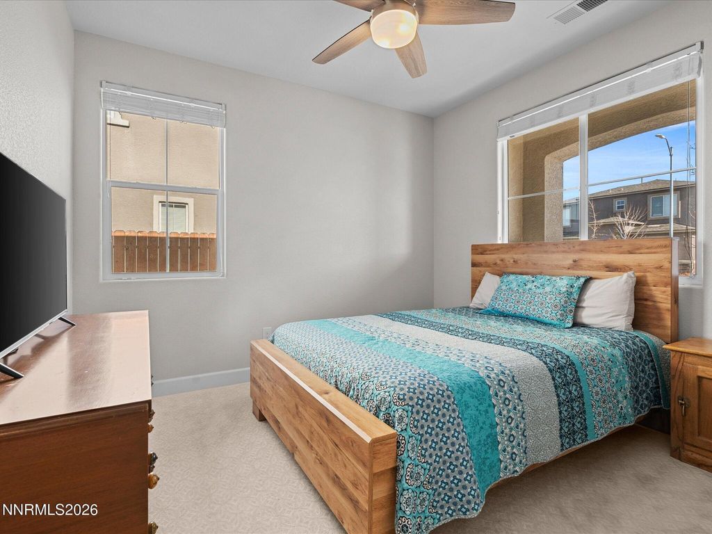 Image 6 of property listing at 9425 Cape Drive, Reno, NV 89506