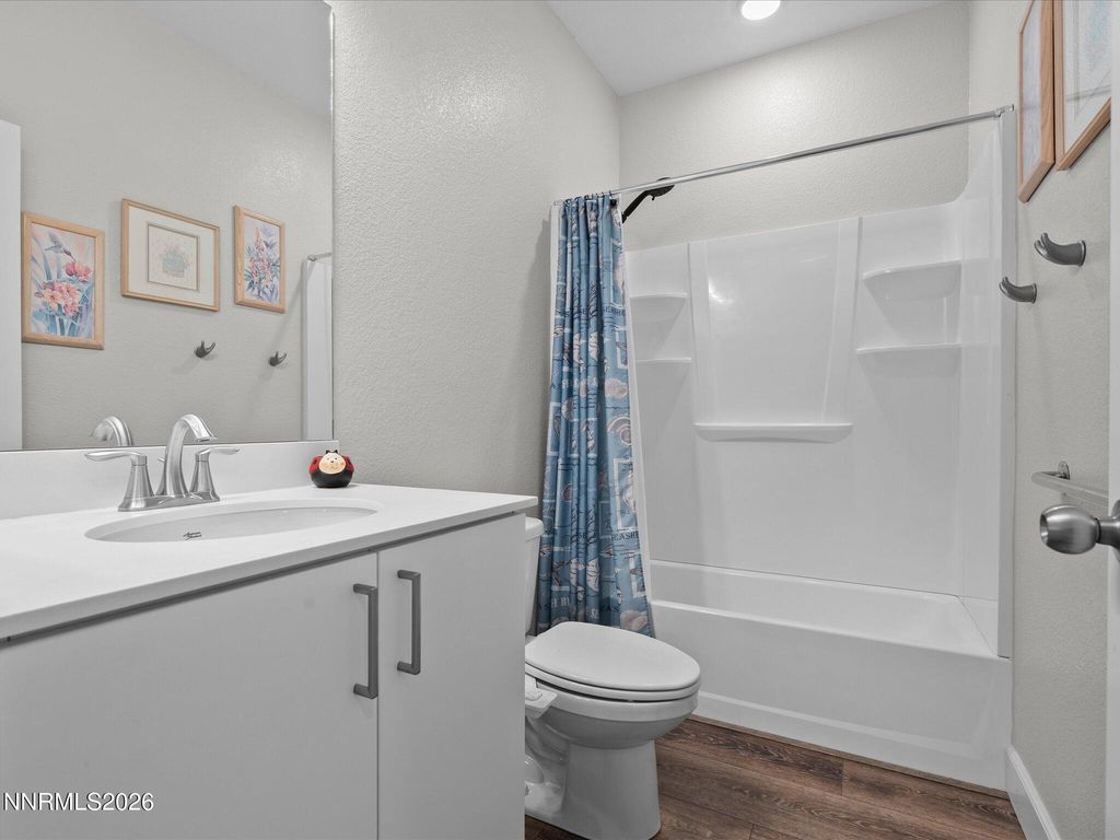 Image 7 of property listing at 9425 Cape Drive, Reno, NV 89506