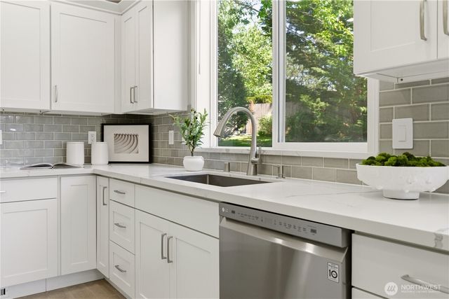 648 237th Place SE, Sammamish, WA 98074