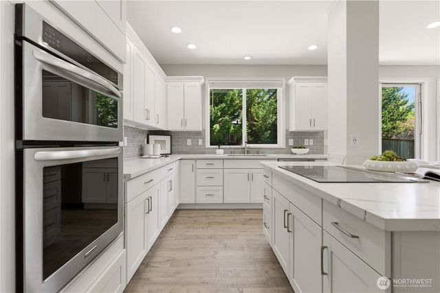 648 237th Place SE, Sammamish, WA 98074