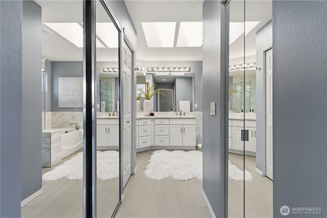 648 237th Place SE, Sammamish, WA 98074