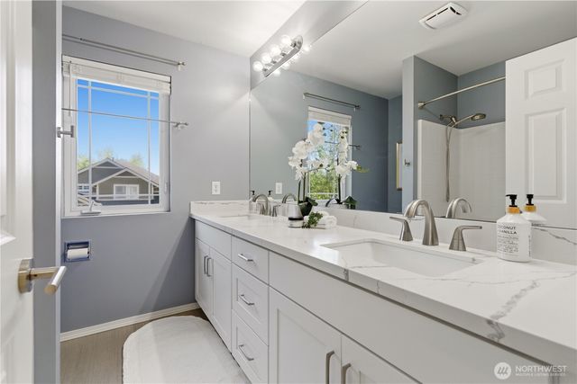 648 237th Place SE, Sammamish, WA 98074