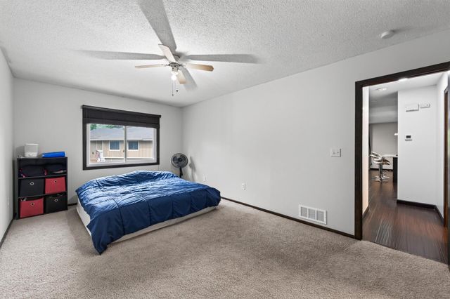 7574 E Fish Lake Road, Maple Grove, MN 55311