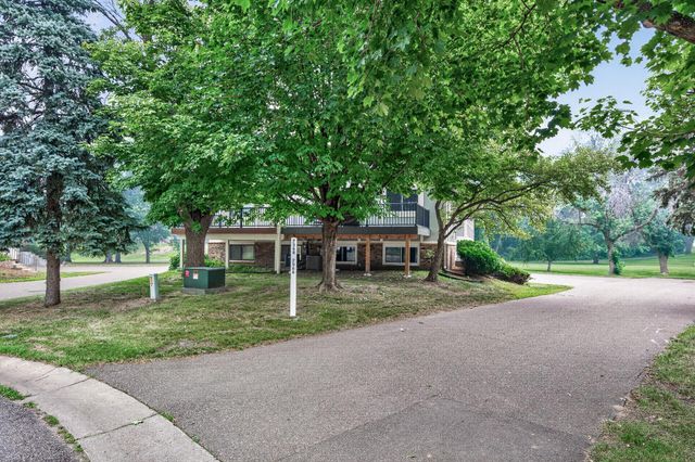 7574 E Fish Lake Road, Maple Grove, MN 55311