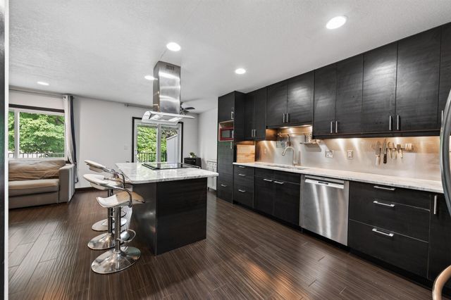 7574 E Fish Lake Road, Maple Grove, MN 55311