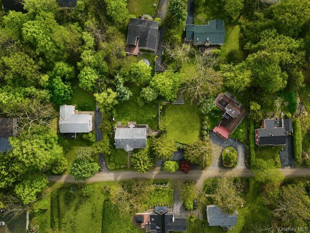 9 Easy Street, Hopewell Junction, NY 12533