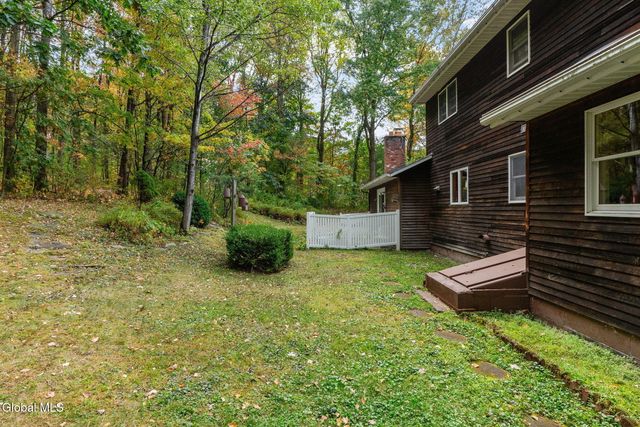 65 Bradt Road, Clifton Park, NY 12148