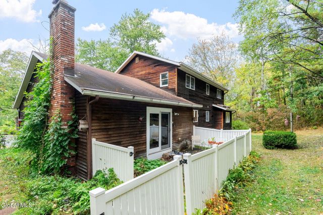 65 Bradt Road, Clifton Park, NY 12148