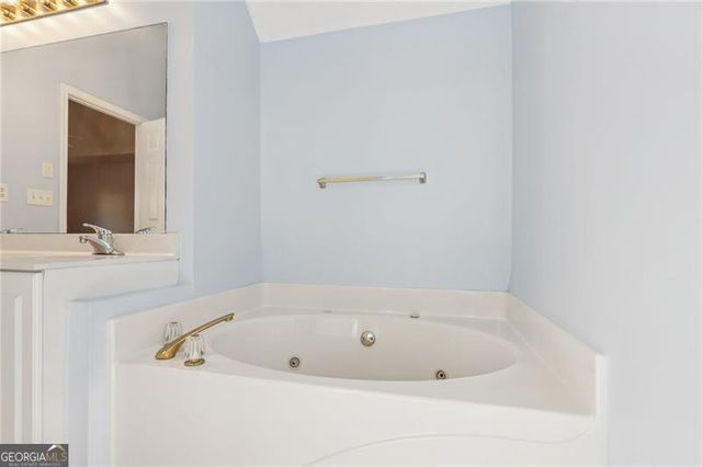 4035 N Laurel Grove Road, Douglasville, GA 30135