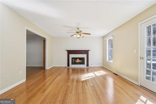 4035 N Laurel Grove Road, Douglasville, GA 30135