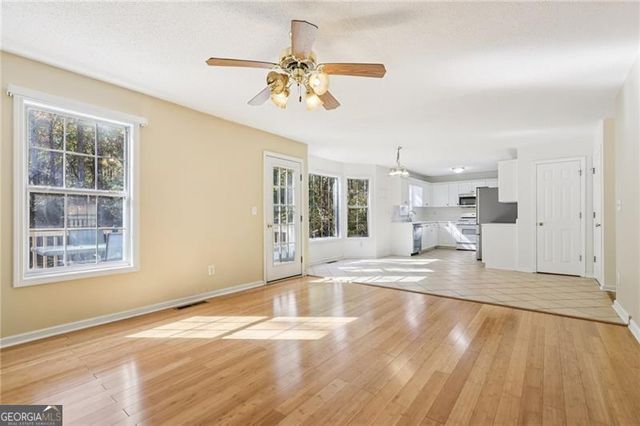 4035 N Laurel Grove Road, Douglasville, GA 30135