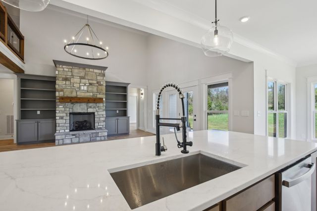 3261 Sulphur Springs Rd, Murfreesboro, TN 37129