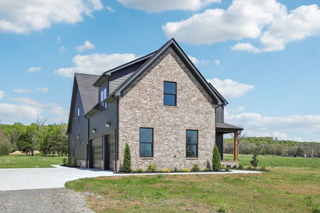 3261 Sulphur Springs Rd, Murfreesboro, TN 37129