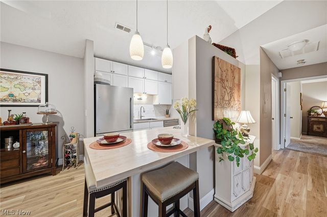 35375 Greenwich Avenue, North Ridgeville, OH 44039