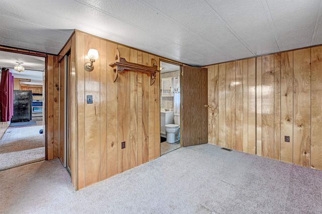 33 Rugg Road, St. Albans Town, VT 05478