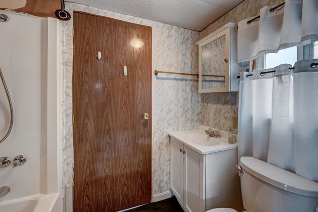 33 Rugg Road, St. Albans Town, VT 05478