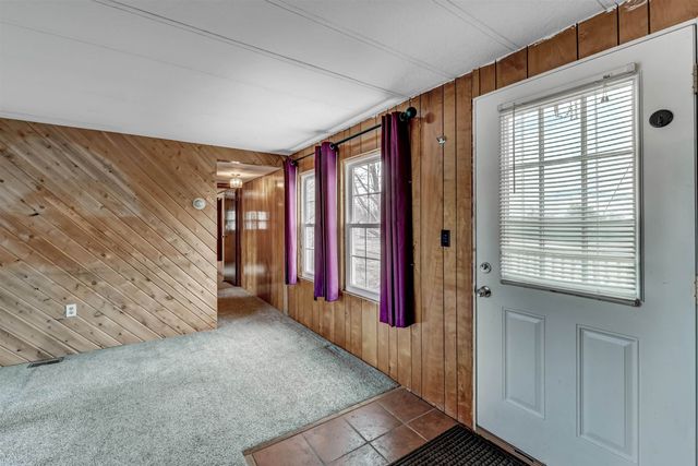 33 Rugg Road, St. Albans Town, VT 05478