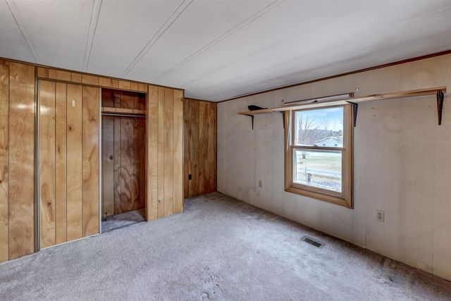 33 Rugg Road, St. Albans Town, VT 05478