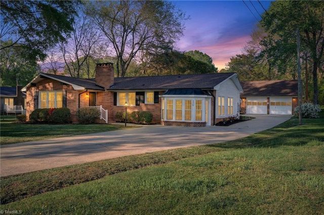 2914 Ardmore Street, Burlington, NC 27215