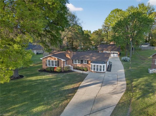 2914 Ardmore Street, Burlington, NC 27215