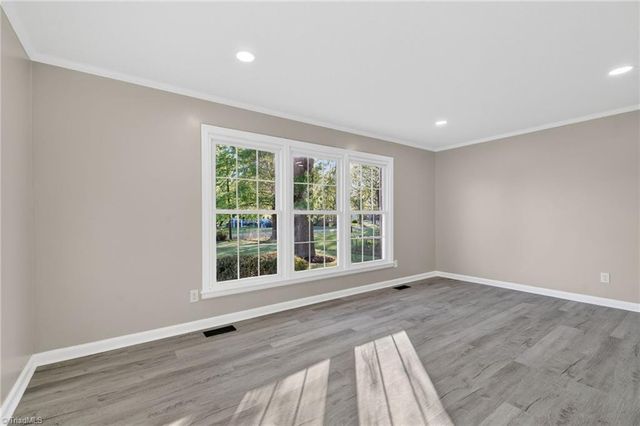 2914 Ardmore Street, Burlington, NC 27215