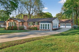 2914 Ardmore Street, Burlington, NC 27215