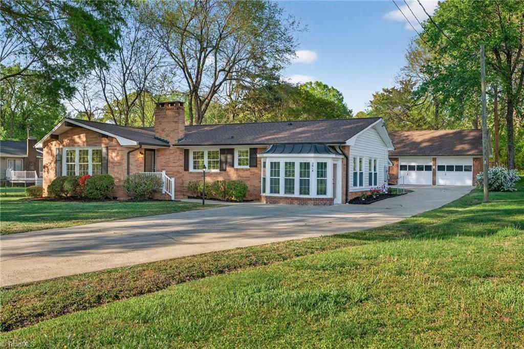 2914 Ardmore Street, Burlington, NC 27215