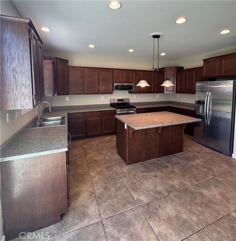 29101 Springshores Drive, Menifee, CA 92585