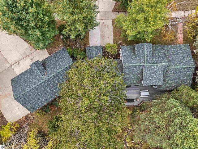 320 Marble Street, Cadillac, MI 49601