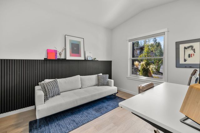 19056 NW Mount Shasta Drive, Bend, OR 97703