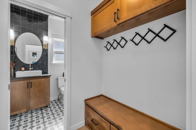 19056 NW Mount Shasta Drive, Bend, OR 97703