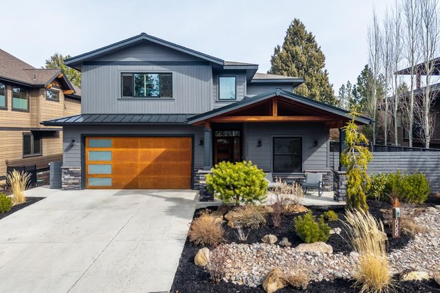 19056 NW Mount Shasta Drive, Bend, OR 97703