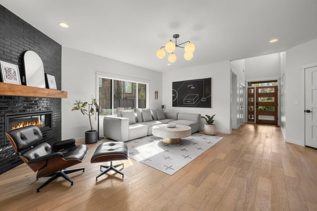 19056 NW Mount Shasta Drive, Bend, OR 97703