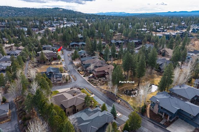 19056 NW Mount Shasta Drive, Bend, OR 97703