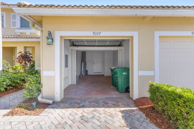 9107 Chambers Street 9107, Tamarac, FL 33321