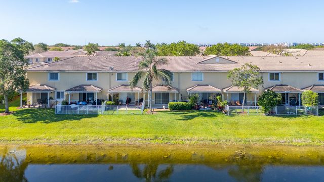 9107 Chambers Street 9107, Tamarac, FL 33321