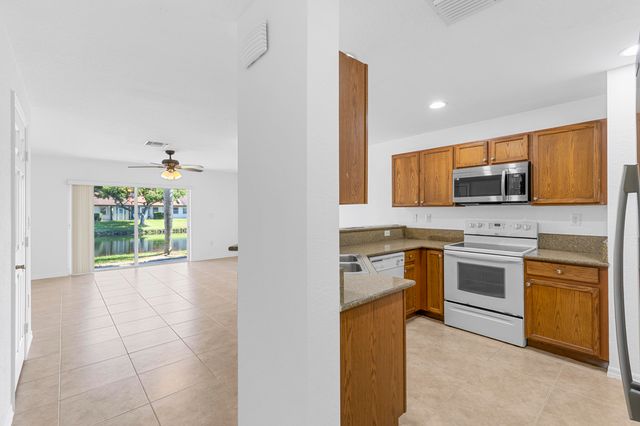 9107 Chambers Street 9107, Tamarac, FL 33321