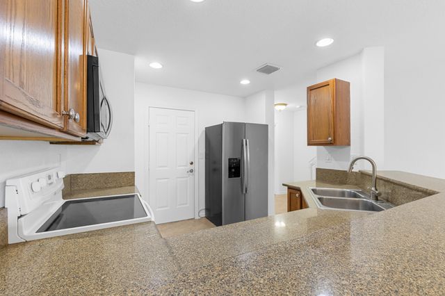 9107 Chambers Street 9107, Tamarac, FL 33321
