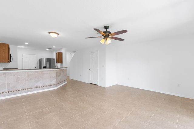 9107 Chambers Street 9107, Tamarac, FL 33321
