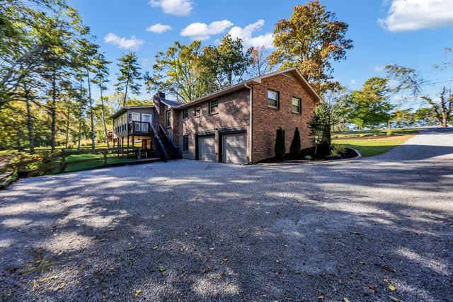 112 Chaparral Dr, Hendersonville, TN 37075