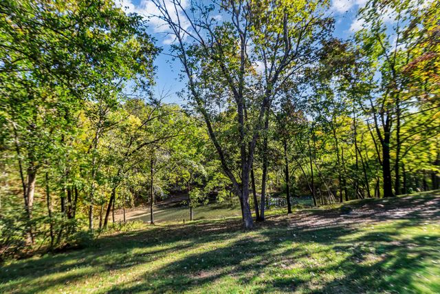 112 Chaparral Dr, Hendersonville, TN 37075