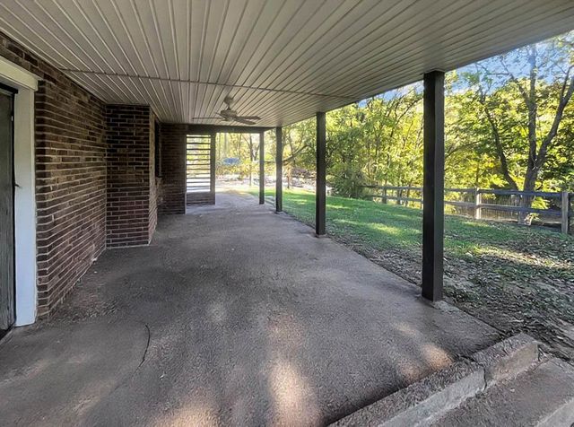 112 Chaparral Dr, Hendersonville, TN 37075