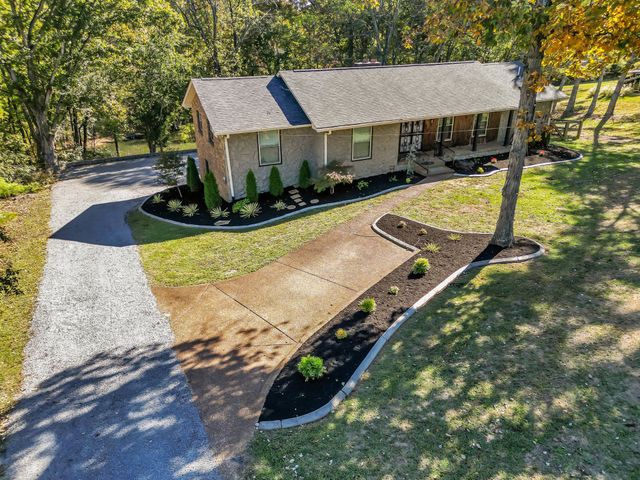 112 Chaparral Dr, Hendersonville, TN 37075
