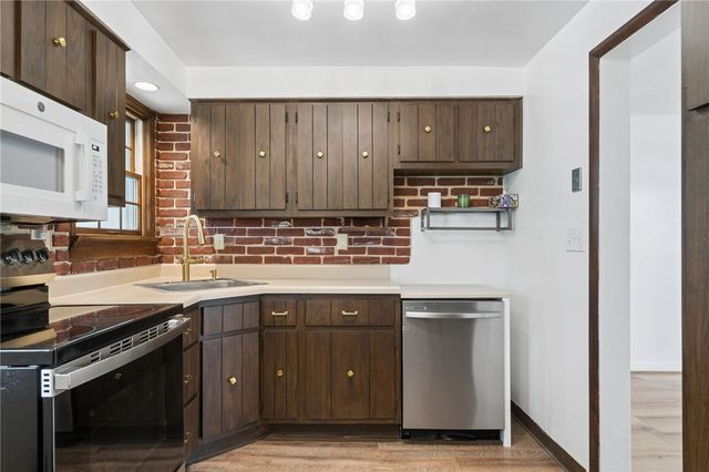 816 Steiner St, Baldwin Boro, PA 15227