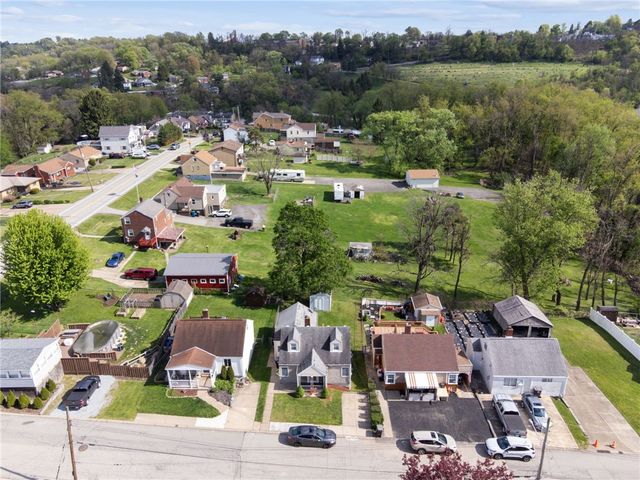 816 Steiner St, Baldwin Boro, PA 15227