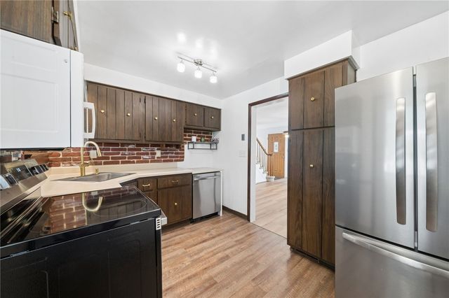 816 Steiner St, Baldwin Boro, PA 15227
