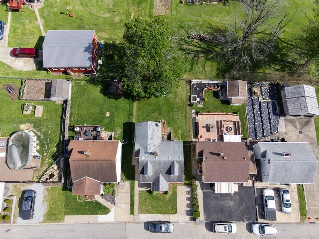 816 Steiner St, Baldwin Boro, PA 15227