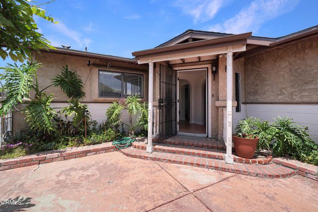 11351 Azahar Street, Ventura, CA 93004