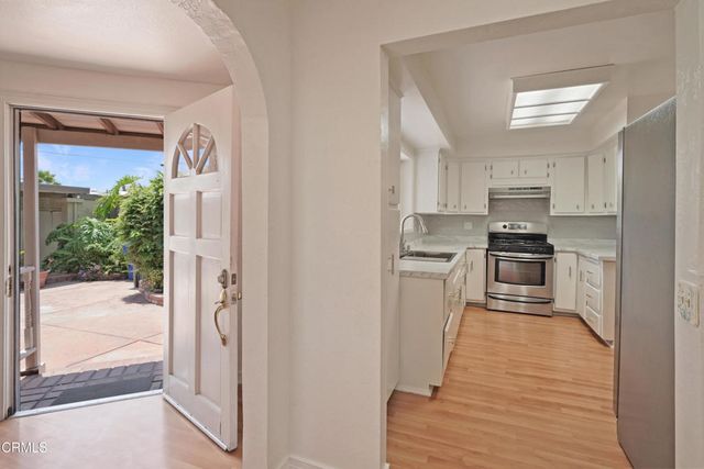 11351 Azahar Street, Ventura, CA 93004