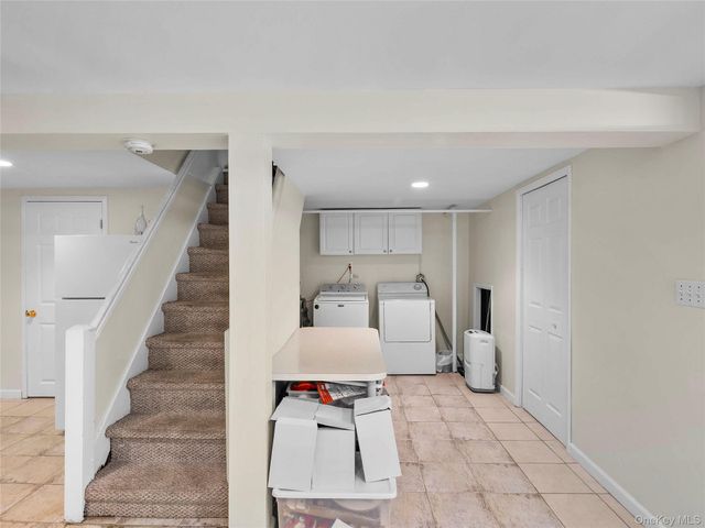 16407 27th Avenue, Flushing, NY 11354